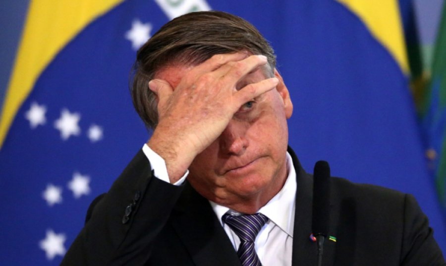 Bolsonaro se diz ‘perseguido’ após indiciamento por tentativa de golpe e não descarta buscar exílio em embaixada